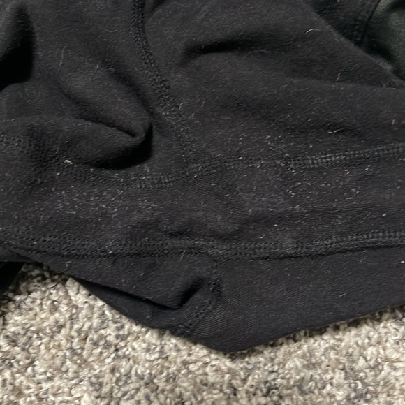 Alo Epic Leggings - Picture 4 of 6